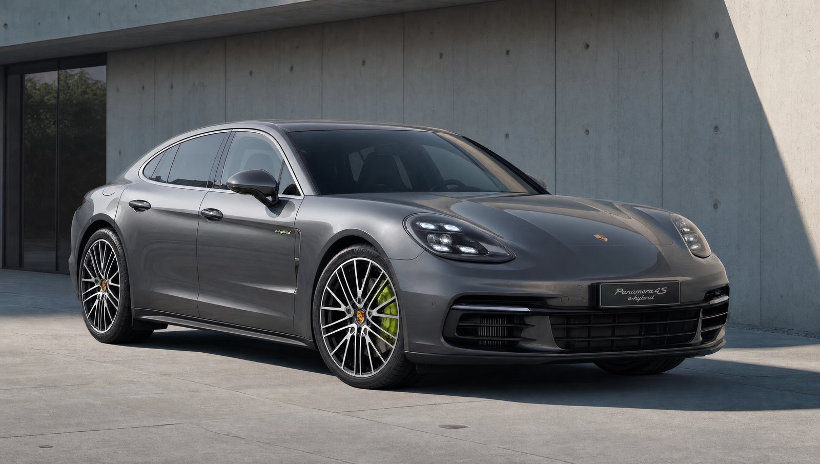 2021 Porsche Panamera 4S E-Hybrid